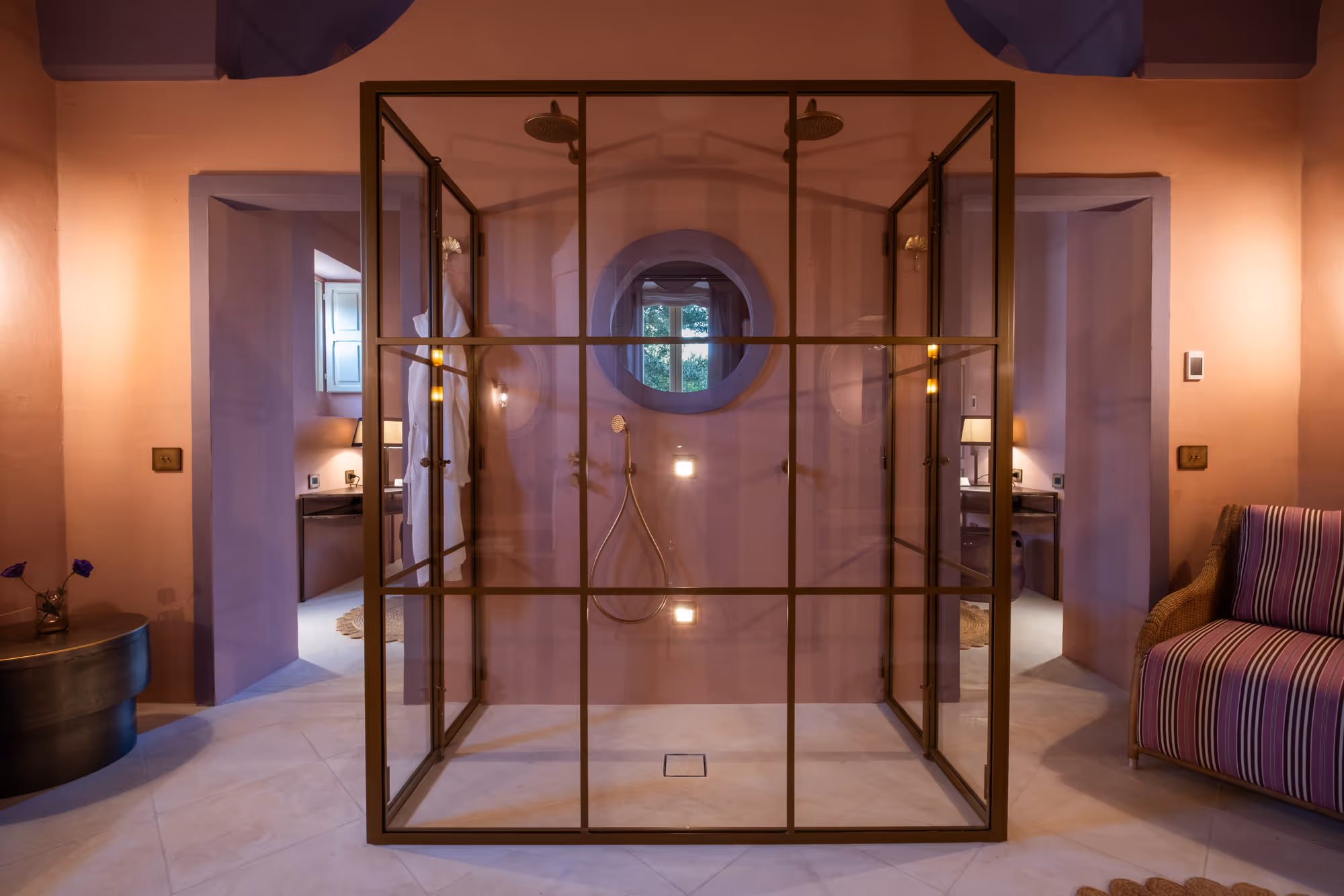 Renovatio Vitae, interior detail 7