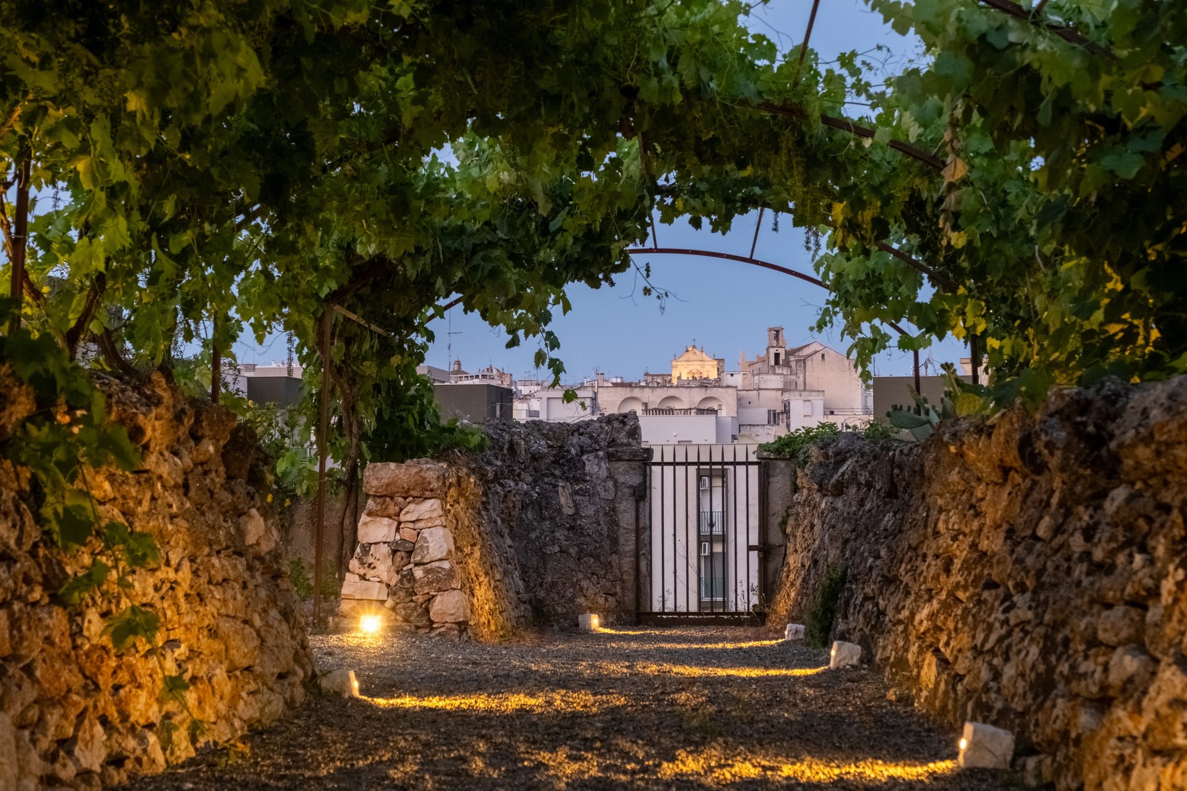 Palazzo Ceraselli at dusk